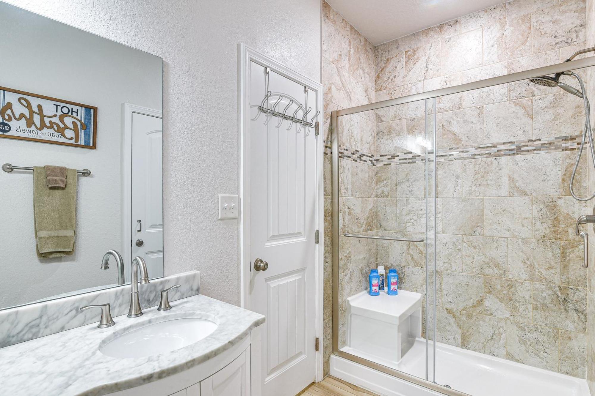 Beachfront Texas Retreat - 2 Decks, Patio And Views! Surfside Beach Esterno foto