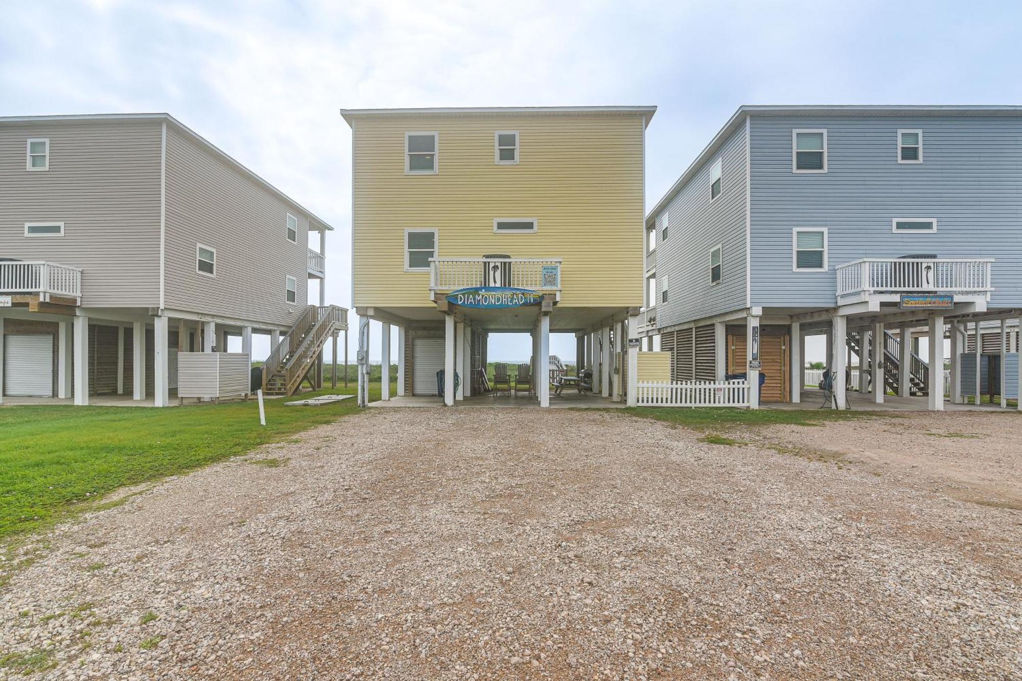 Beachfront Texas Retreat - 2 Decks, Patio And Views! Surfside Beach Esterno foto