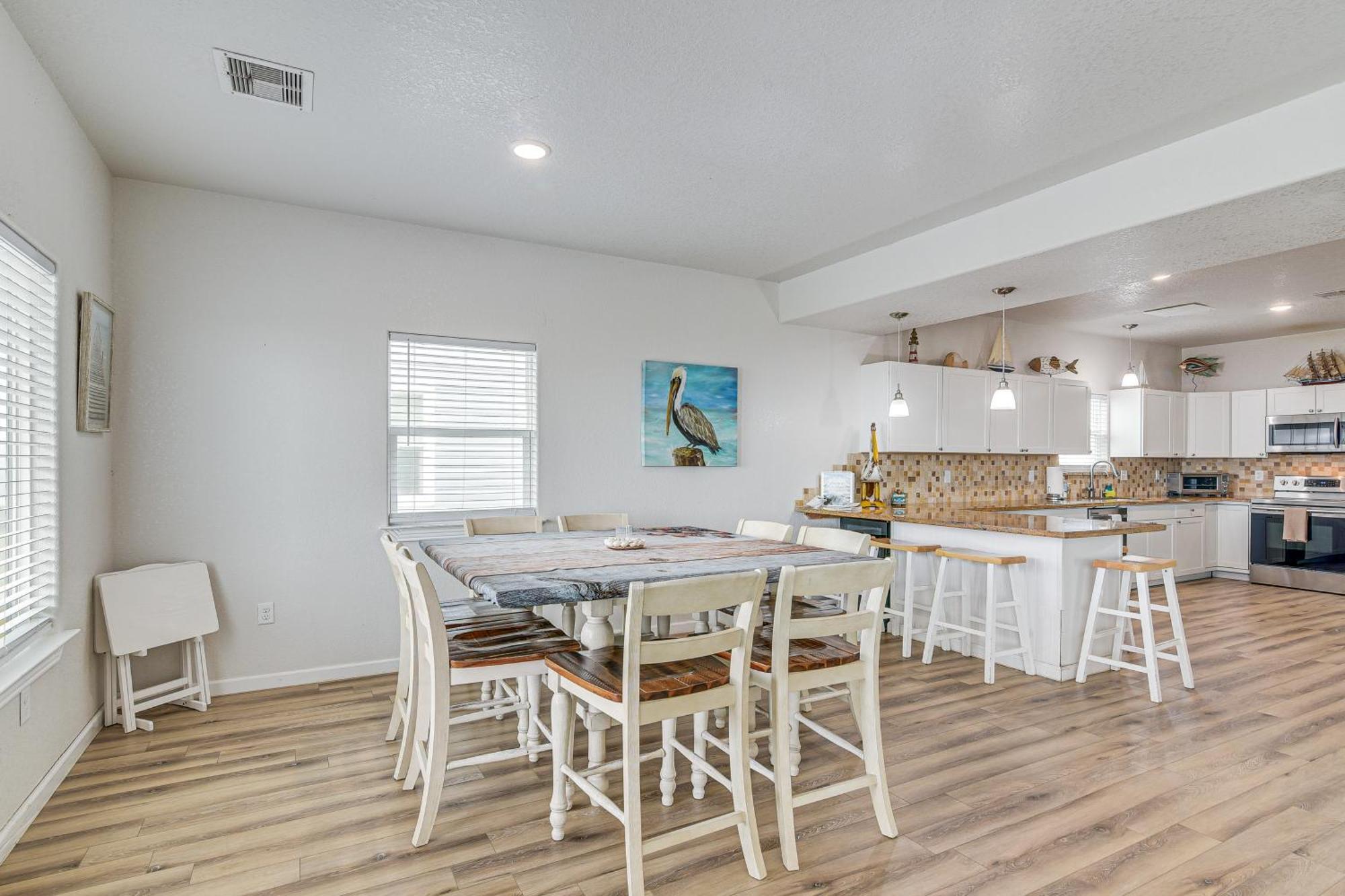 Beachfront Texas Retreat - 2 Decks, Patio And Views! Surfside Beach Esterno foto