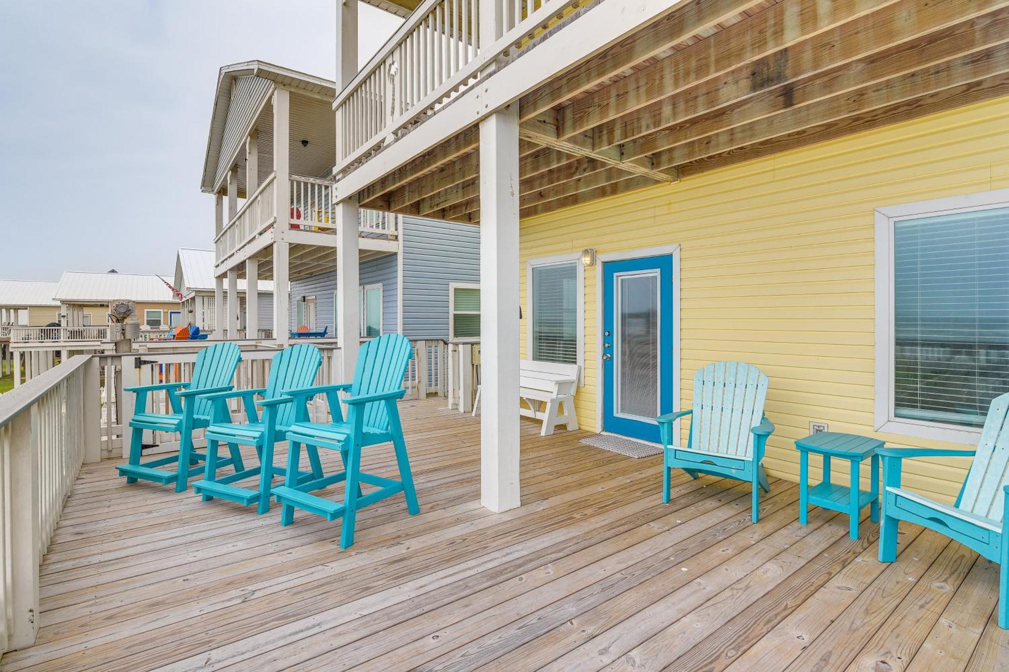 Beachfront Texas Retreat - 2 Decks, Patio And Views! Surfside Beach Esterno foto